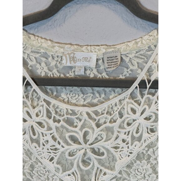 Miss Me Top Size Medium Ivory Corchet Lace Short Sleeve Semi Sheer Excellent - Picture 2 of 9